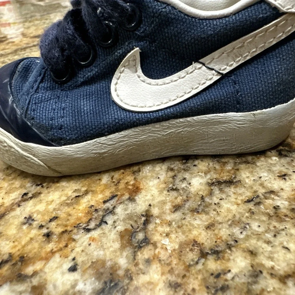 Vintage 1983 Nike Toddler Shoes 830204 TH4 Navy Canvas White Swoosh Kids